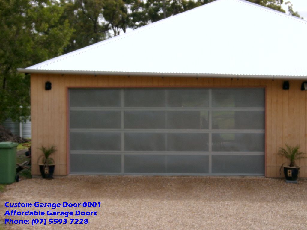 custom-garage-door-0001
